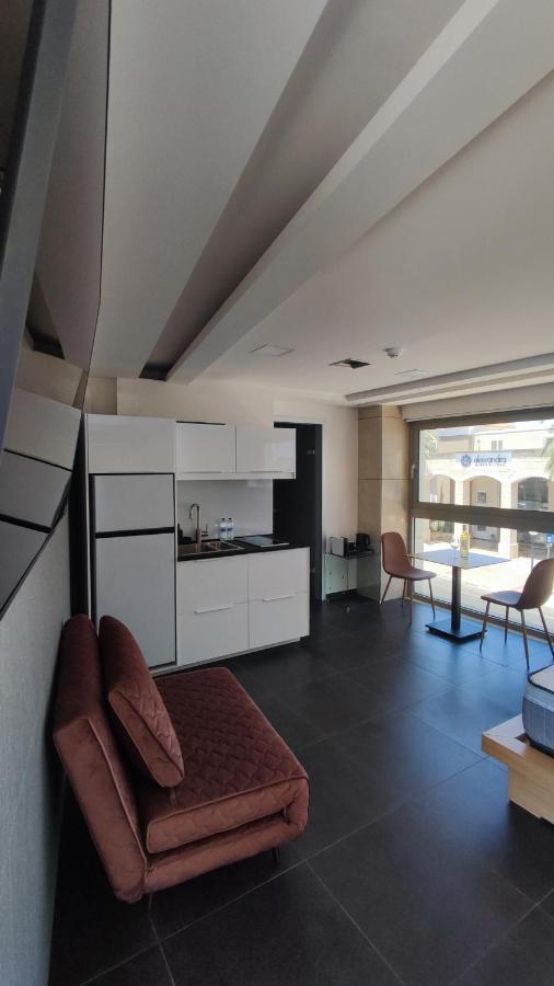 Summertime Signature Suites Agia Marina Exteriér fotografie